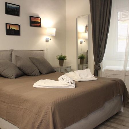 Art Apartment Piccolo Rifugio Firenze Bagian luar foto